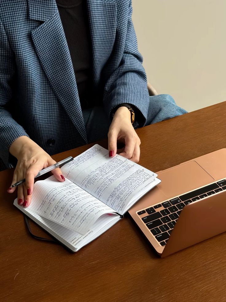 Melhores agências de marketing em Fortaleza: como escolher com critério (e evitar decisões rasas) 5 Inst lipn l ваш content creator ☕️